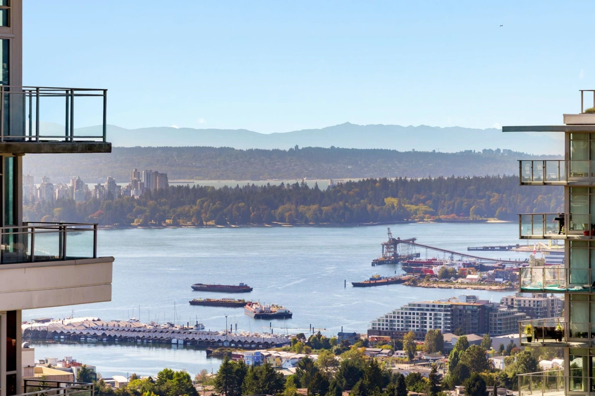 Bedroom 4 Photo of 1703 125 E 14th Street, North Vancouver, BC