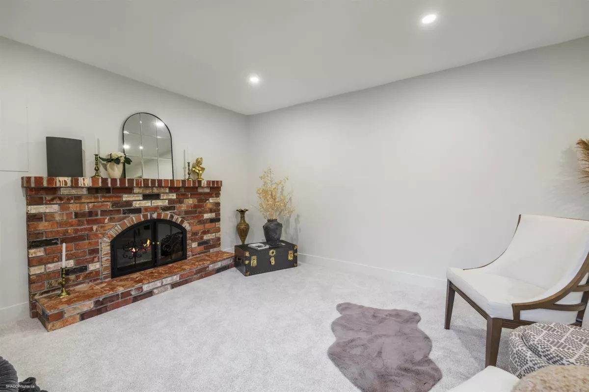 Laundry Room Photo of 60 53a Street, Delta, BC