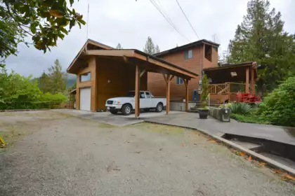 5085 Panorama Drive, Garden Bay, BC, Garden Bay — Single Family Residence for sale