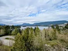 322 5780 Trail Avenue, Sechelt, BC