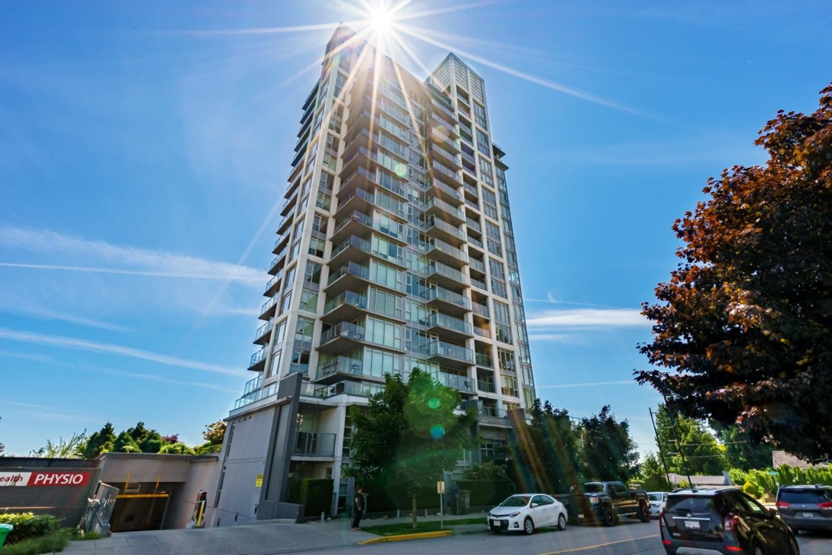 Backyard Photo of 505 958 Ridgeway Avenue, Coquitlam, BC