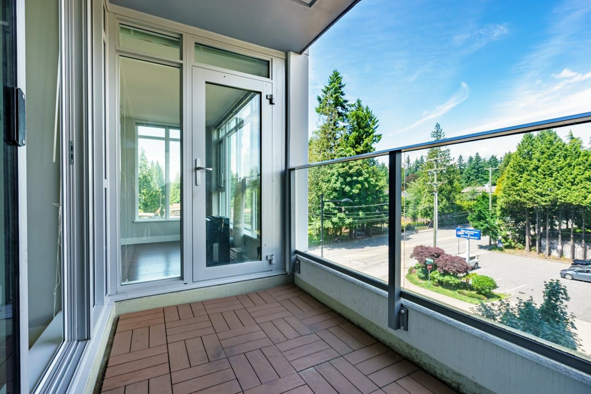 Garage Interior Photo of 505 958 Ridgeway Avenue, Coquitlam, BC
