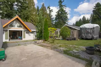 3353 200 Street, Langley, BC, Langley — Single Family Residence for sale
