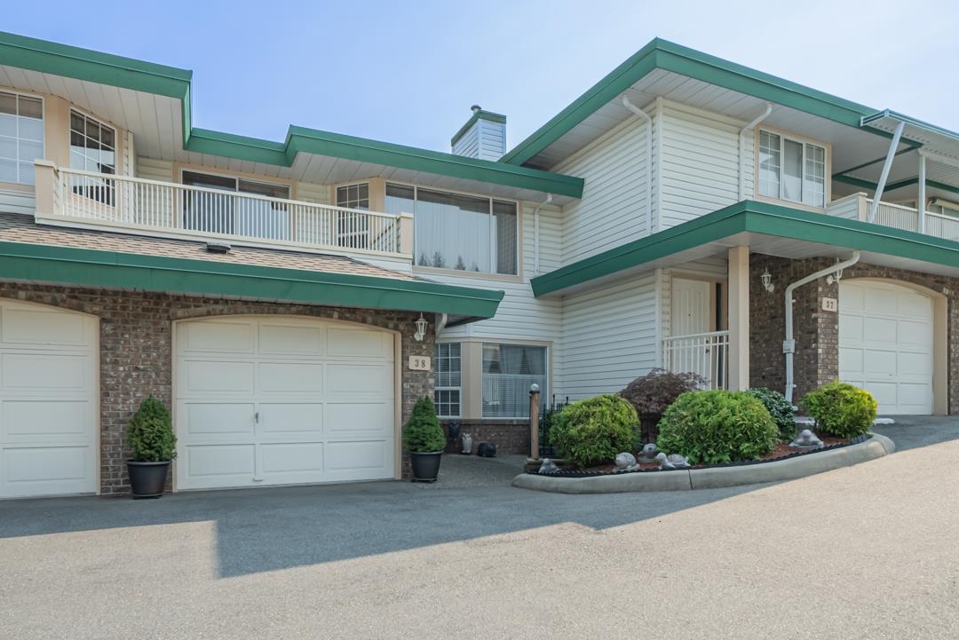 Backyard Photo of 38 3115 Trafalgar Street, Abbotsford, BC