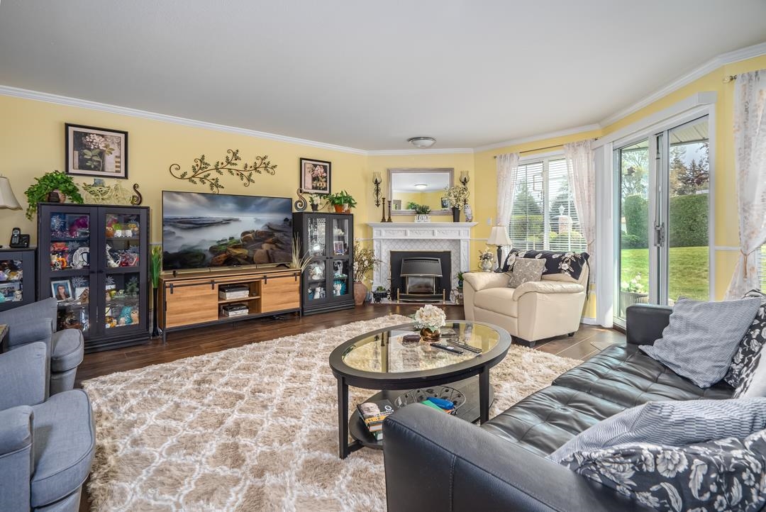 Family Room Photo of 38 3115 Trafalgar Street, Abbotsford, BC
