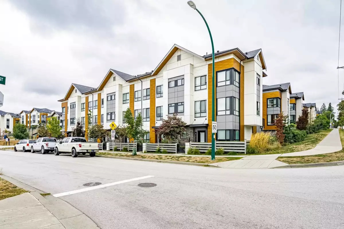 Family Room Photo of 3 15151 Edmund Drive, Surrey, BC
