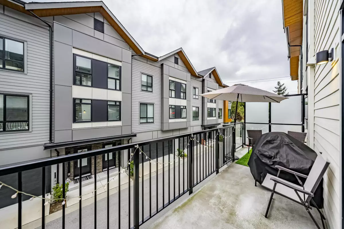 Outdoor Kitchen Photo of 3 15151 Edmund Drive, Surrey, BC
