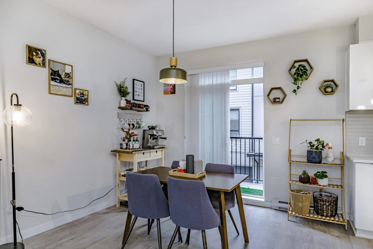 Primary Bathroom Photo of 3 15151 Edmund Drive, Surrey, BC