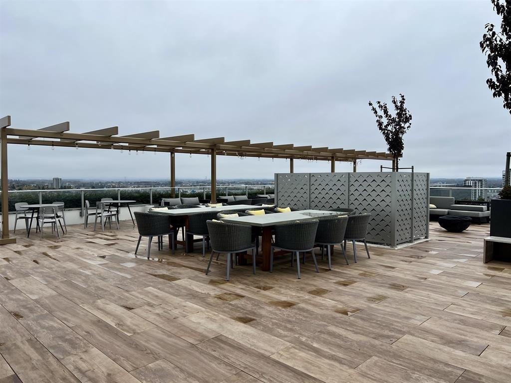 Walk-In Closet Photo of 1304 7433 Cambie Street, Vancouver, BC