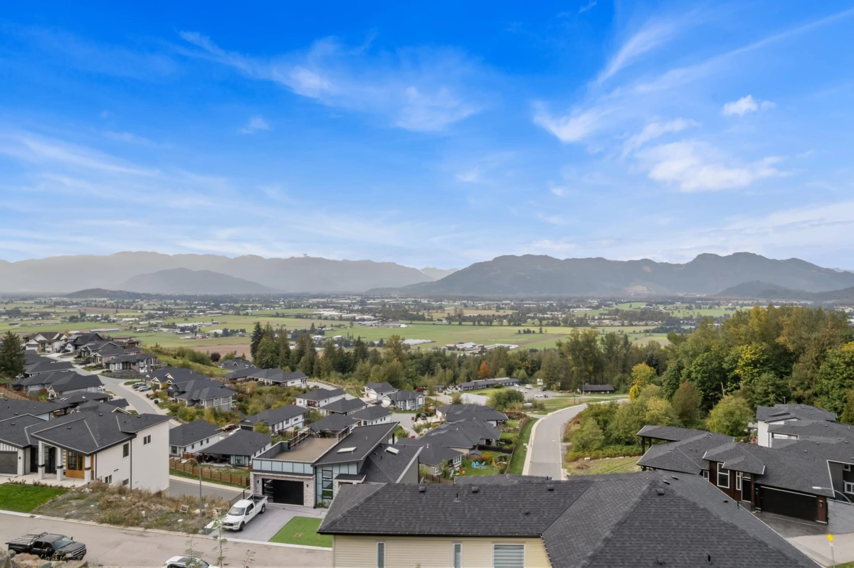 Outdoor Kitchen Photo of 8204 Harvest Place, Chilliwack, BC