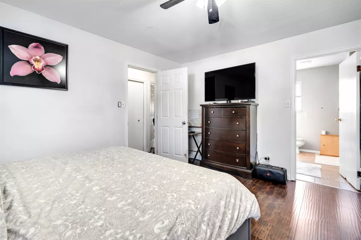 Primary Bedroom Photo of 14596 89 Avenue, Surrey, BC