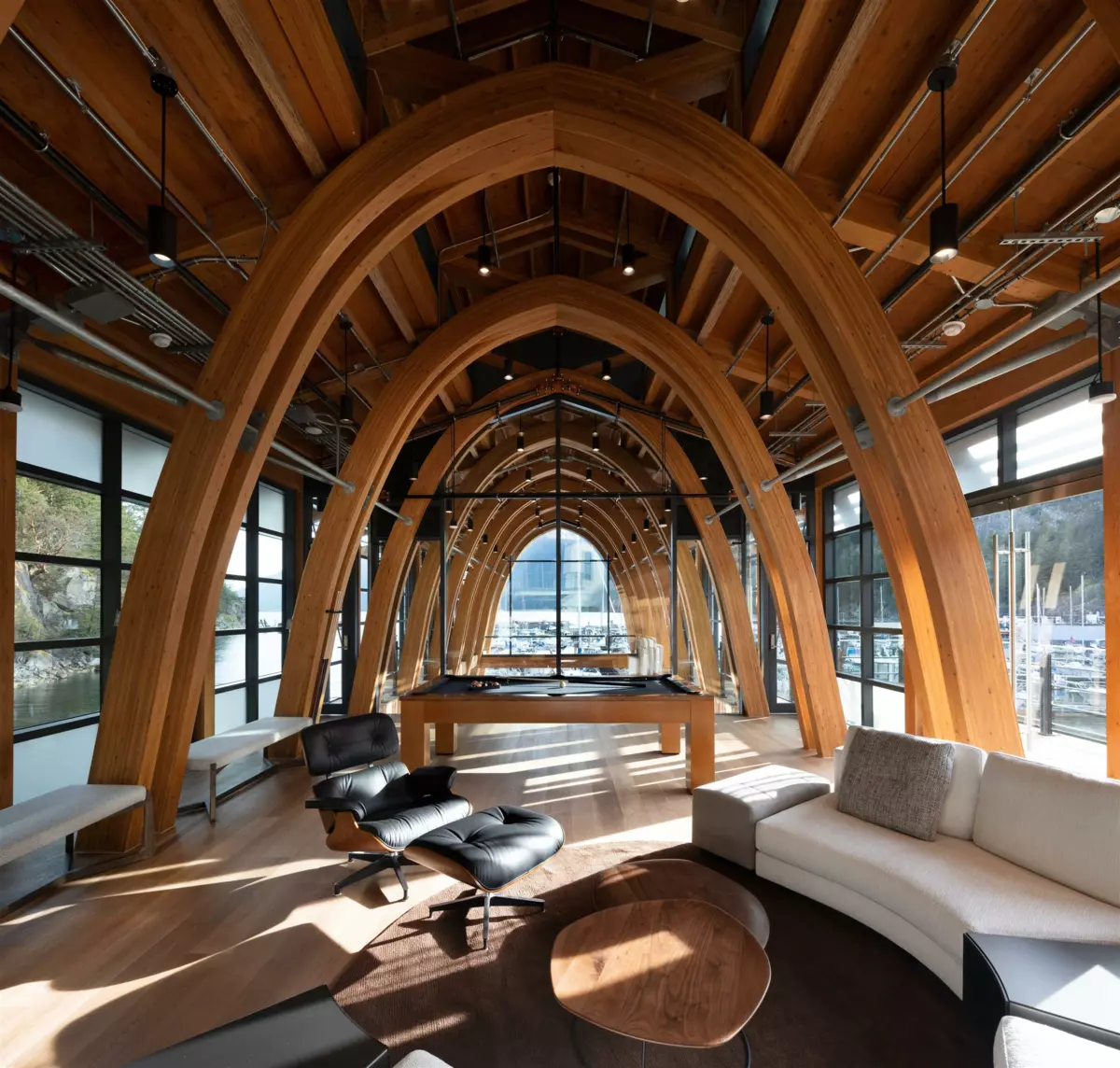 Backyard Photo of 503 6707 Nelson Avenue, West Vancouver, BC