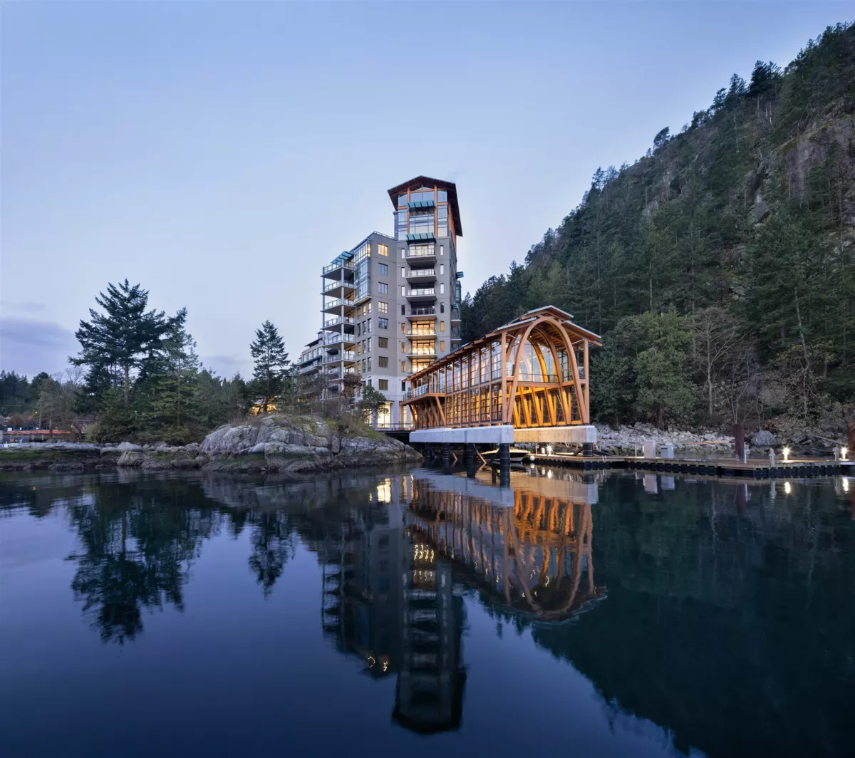 Basement Recreation Room Photo of 503 6707 Nelson Avenue, West Vancouver, BC