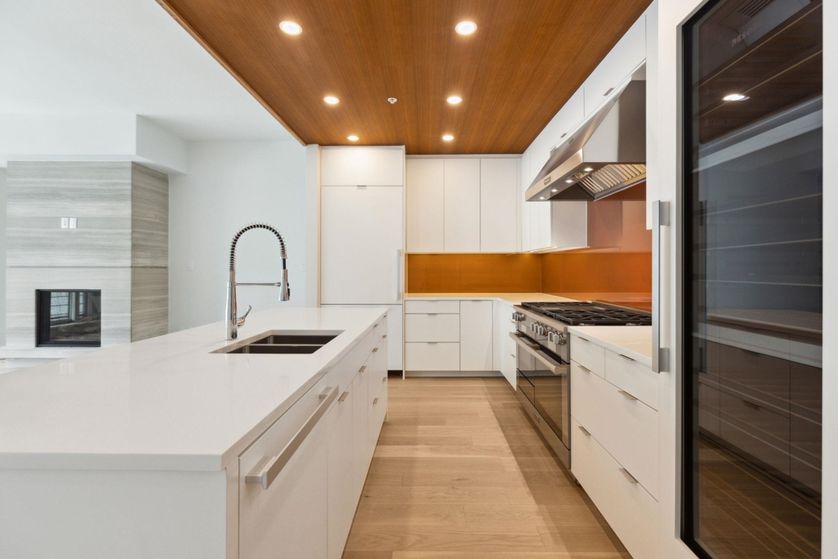 Family Room Photo of 503 6707 Nelson Avenue, West Vancouver, BC