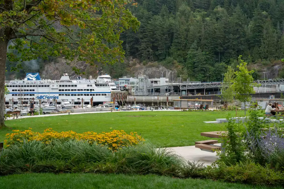 Office / Den Photo of 503 6707 Nelson Avenue, West Vancouver, BC