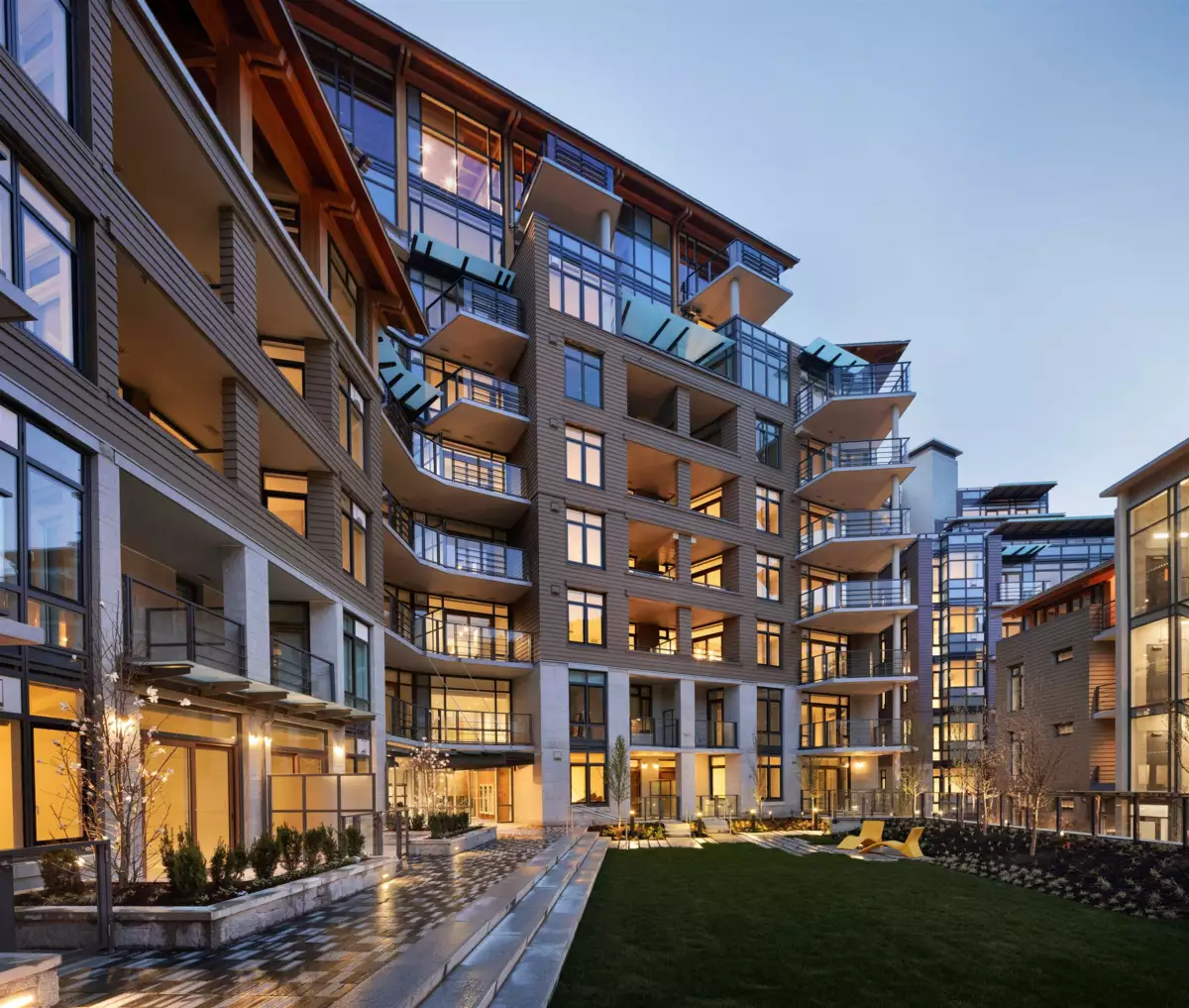 Staircase Photo of 503 6707 Nelson Avenue, West Vancouver, BC