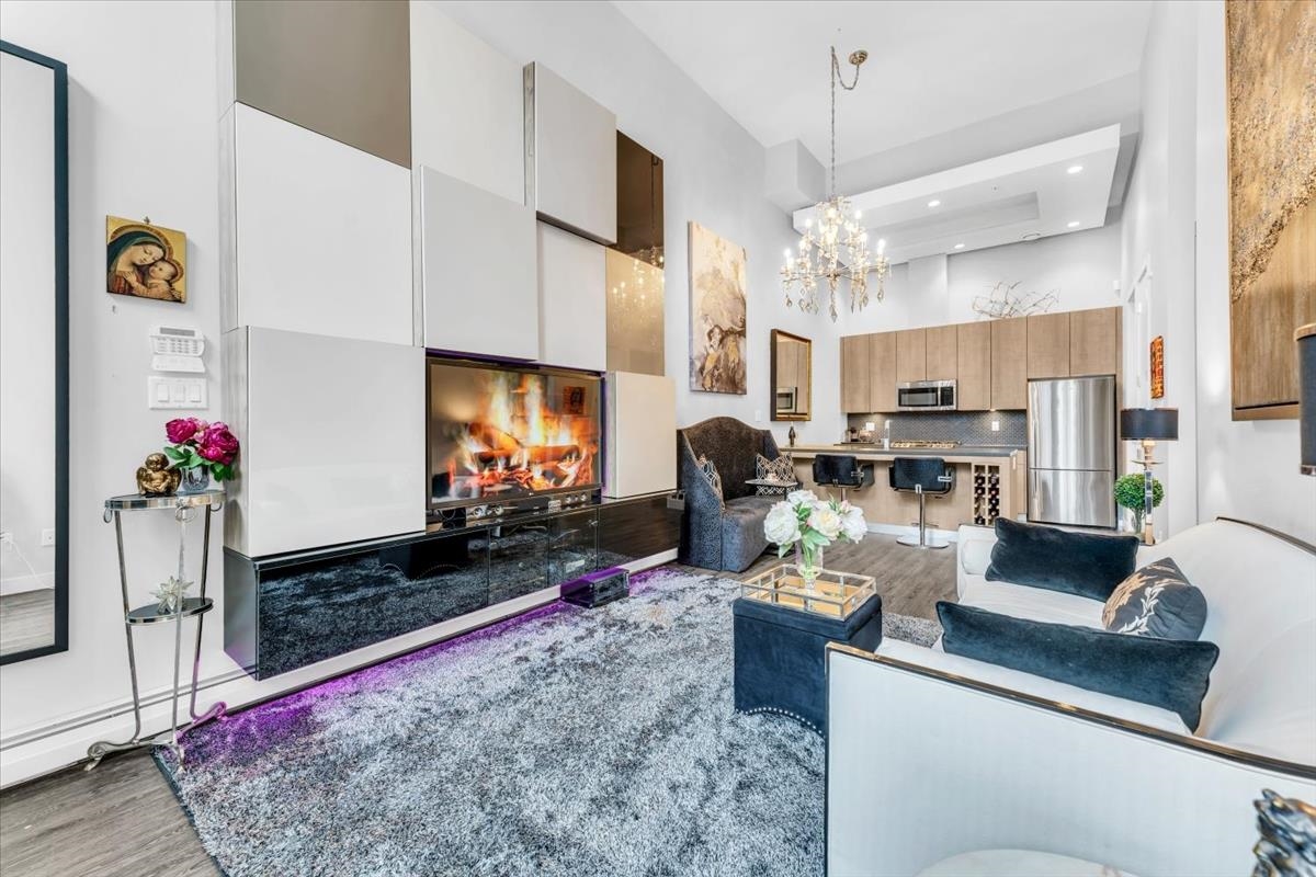 Kitchen Island Photo of 1762 Ontario Street, Vancouver, BC