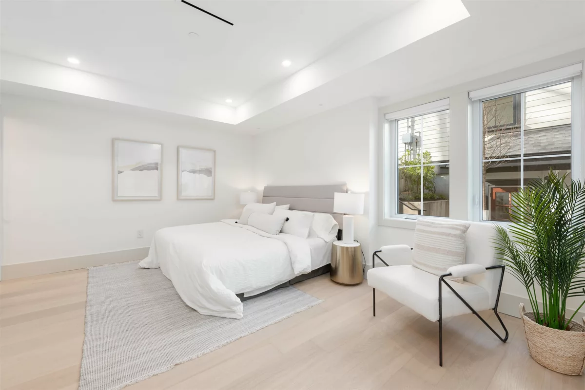 Laundry Room Photo of 1 375 E 33rd Avenue, Vancouver, BC