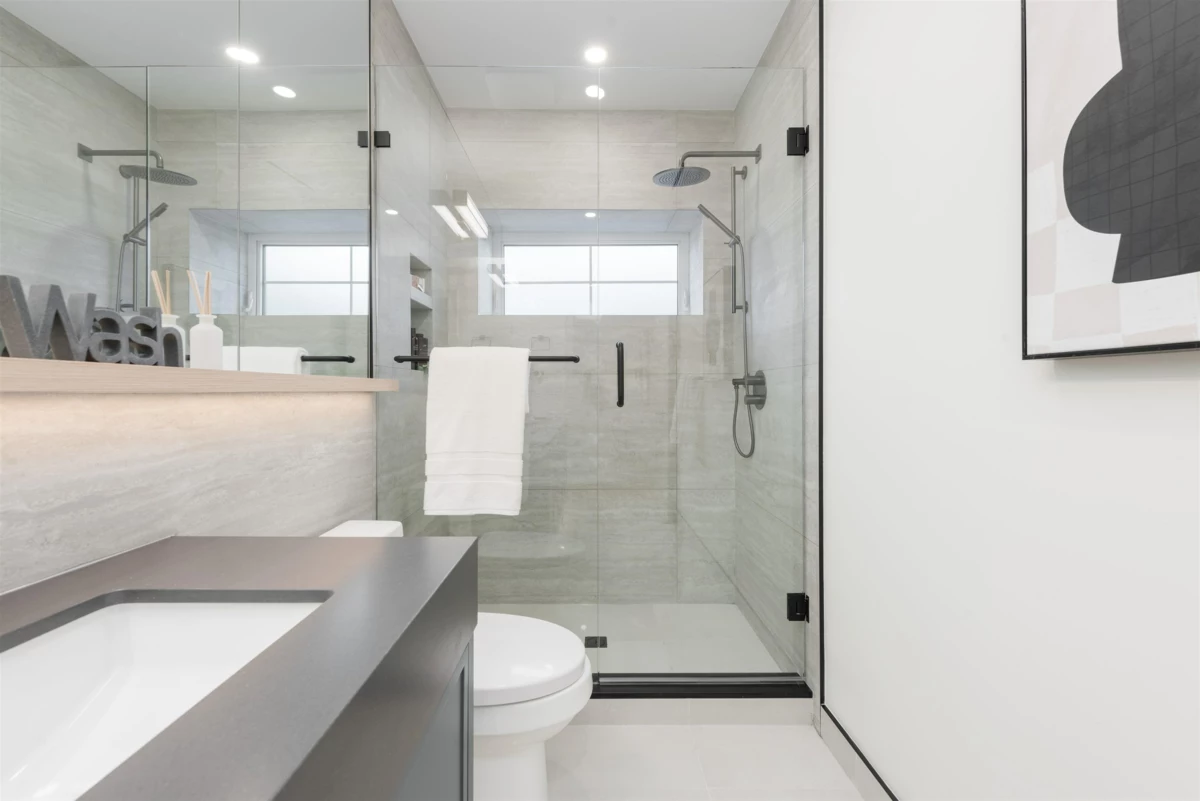 Staircase Photo of 1 375 E 33rd Avenue, Vancouver, BC