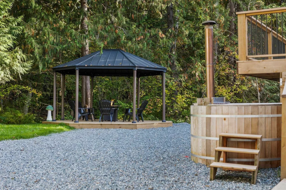 Bedroom 4 Photo of 66686 Kawkawa Lake Road, Hope, BC