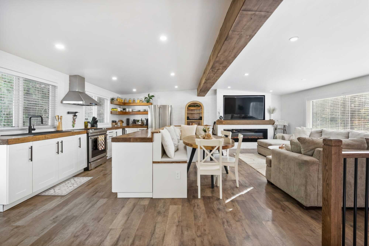 Exterior Rear Photo of 66686 Kawkawa Lake Road, Hope, BC