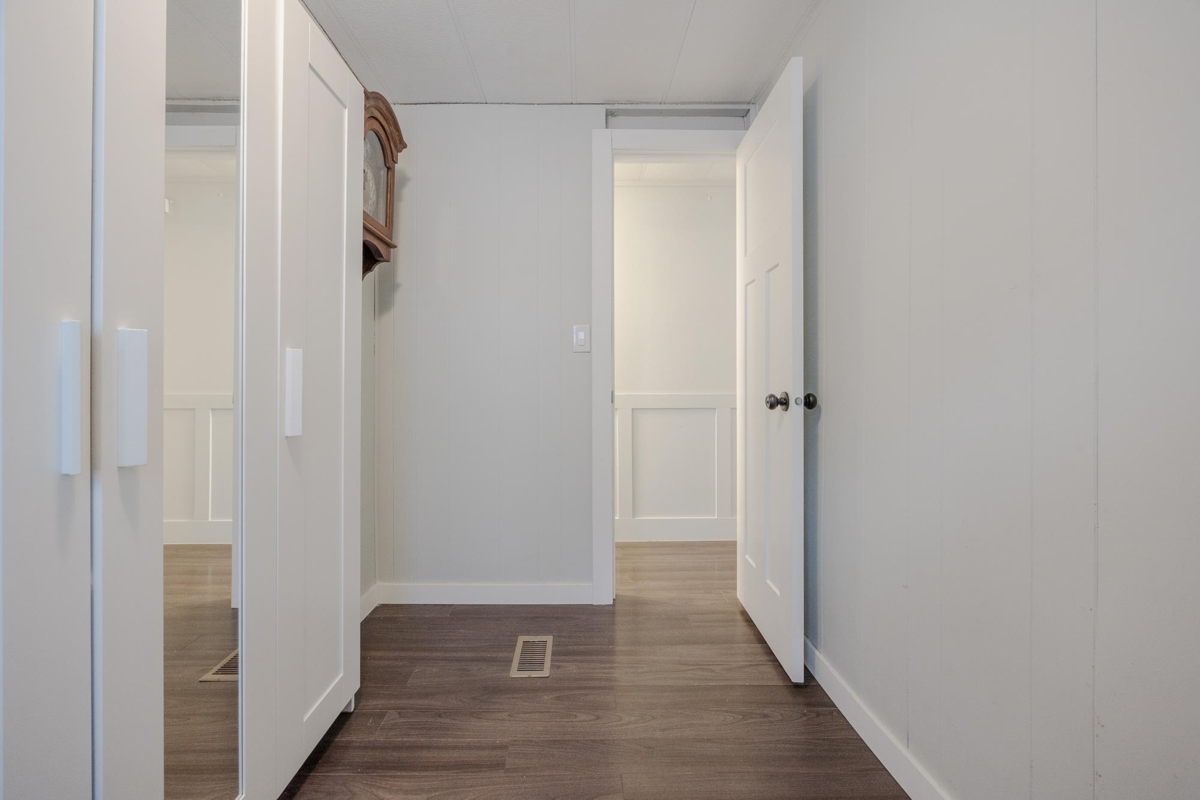 Hallway Photo of 78 19636 Pinyon Lane, Pitt Meadows, BC