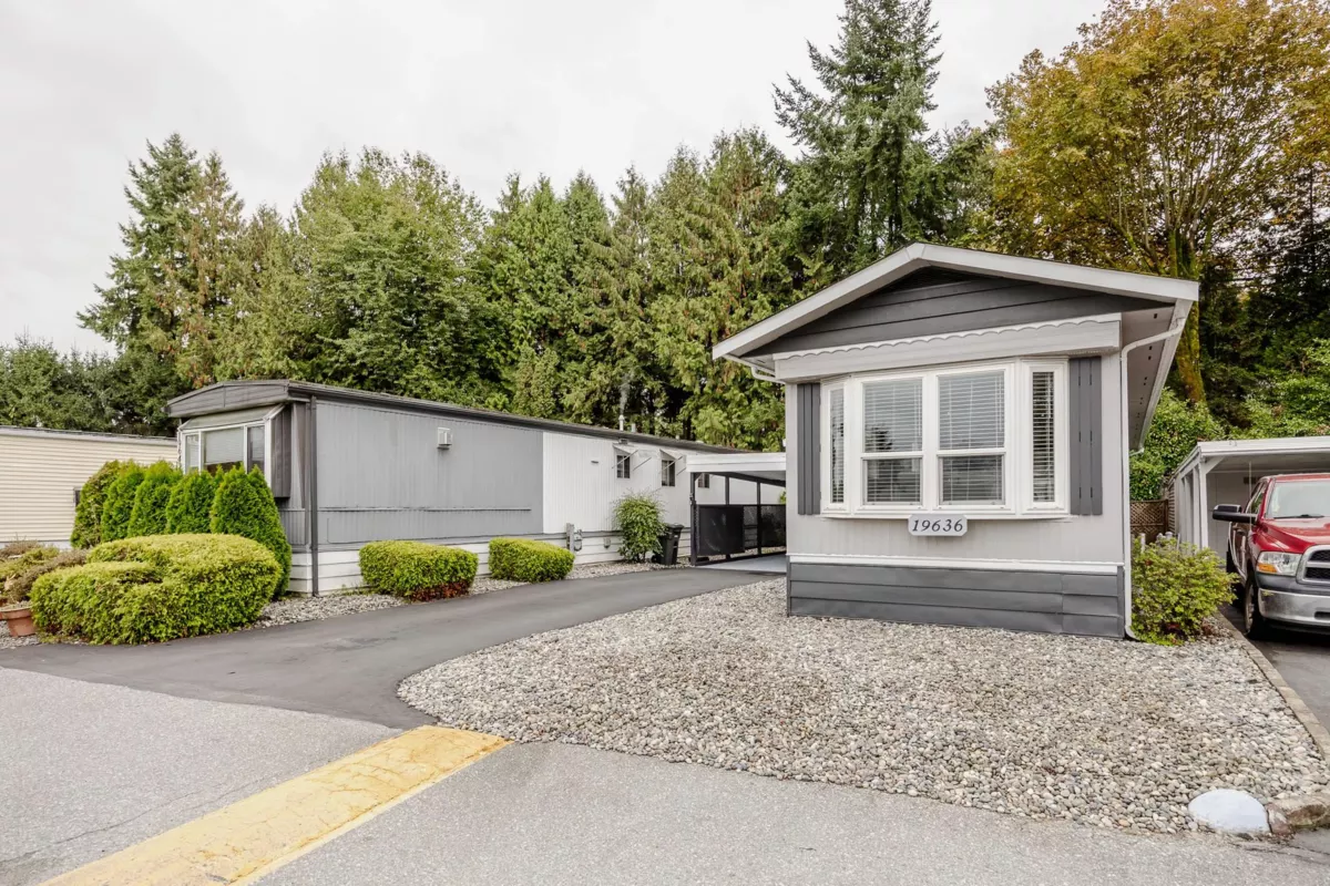 Living Room Photo of 78 19636 Pinyon Lane, Pitt Meadows, BC
