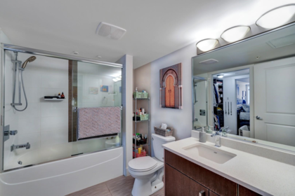 Swimming Pool Photo of 202 857 W 15th Street, North Vancouver, BC