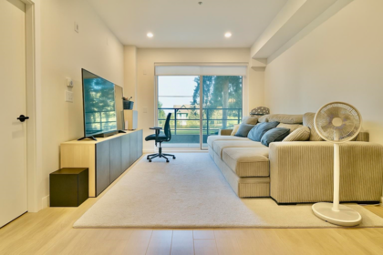 Pantry Photo of 126 2635 King George Boulevard, Surrey, BC