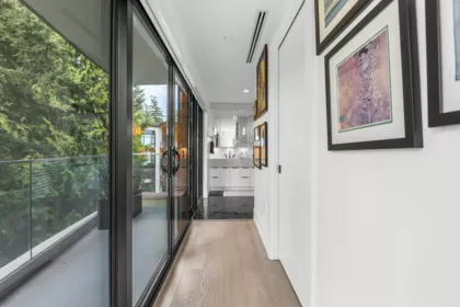 Loft / Bonus Room Photo of 602 14825 Thrift Avenue, White Rock, BC