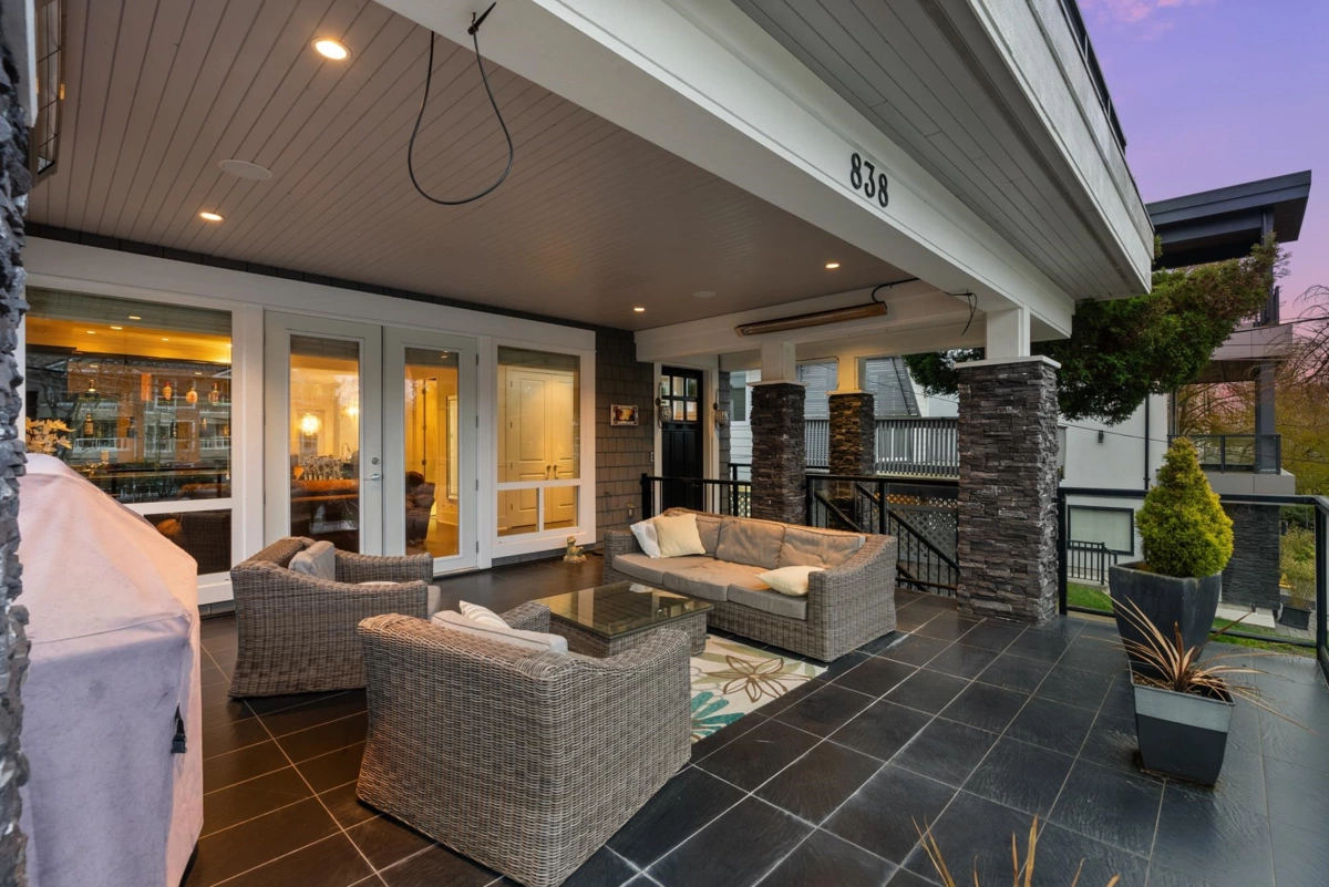 Breakfast Nook Photo of 838 Habgood Street, White Rock, BC