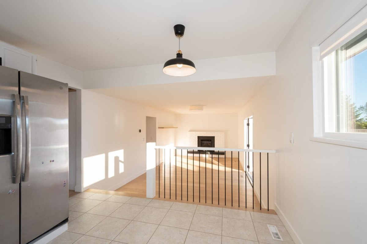 Guest Bathroom Photo of 5 Campion Court, Port Moody, BC