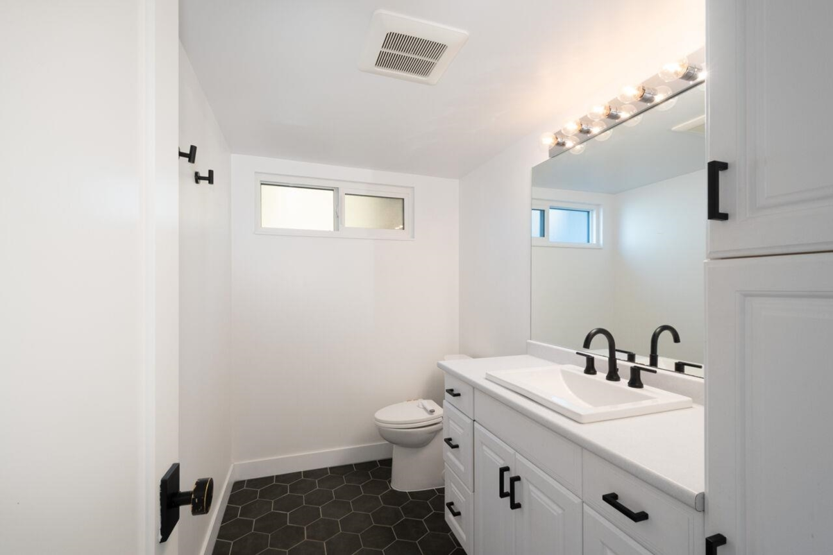 Laundry Room Photo of 5 Campion Court, Port Moody, BC