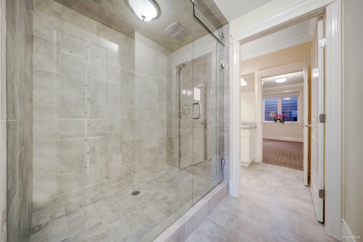 Swimming Pool Photo of 13464 Vine Maple Drive, Surrey, BC