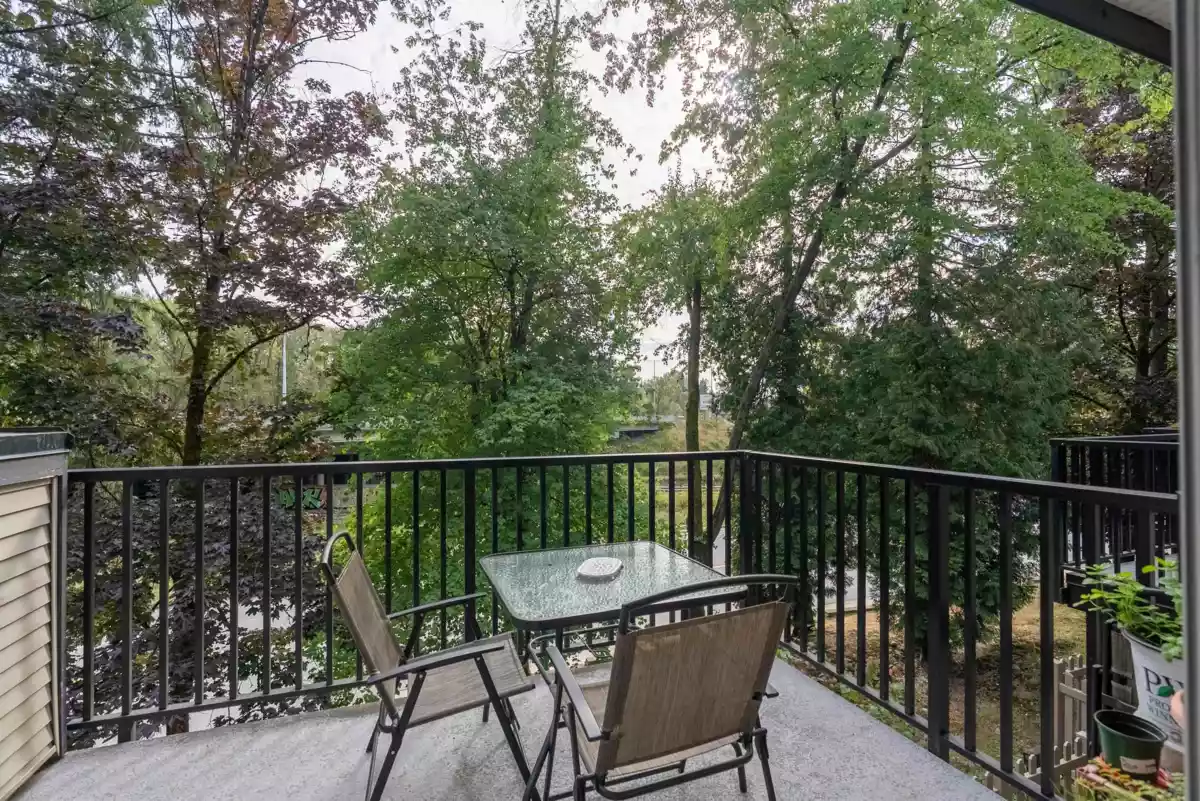 Kitchen Photo of 167 9133 Government Street, Burnaby, BC
