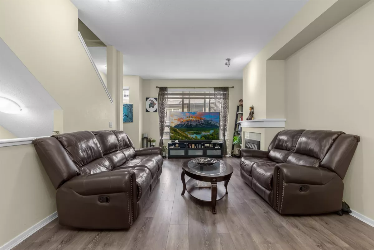 Primary Bedroom Photo of 167 9133 Government Street, Burnaby, BC