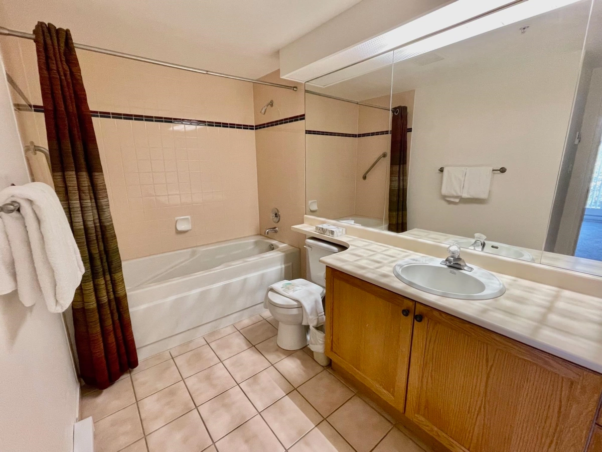 Breakfast Nook Photo of 305 4910 Spearhead Place, Whistler, BC