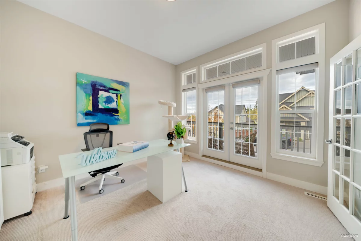 Kitchen Photo of 16076 28a Avenue, Surrey, BC
