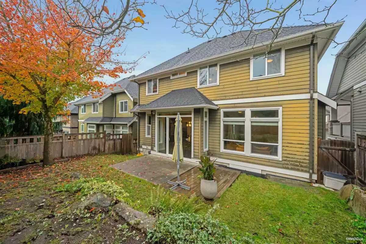 Neighborhood Park Photo Near 16076 28a Avenue, Surrey, BC