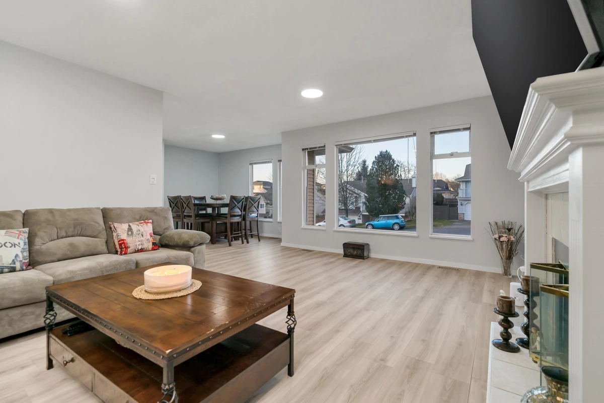 Primary Bathroom Photo of 35486 Sandy Hill Road, Abbotsford, BC