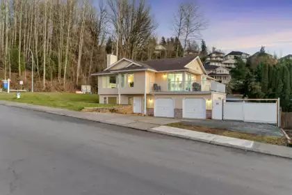 35486 Sandy Hill Road, Abbotsford, BC, Abbotsford — Single Family Residence for sale