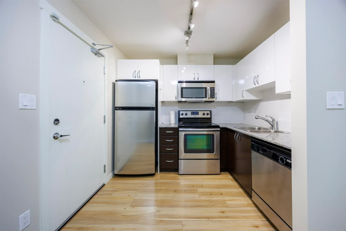 Entry Foyer Photo of 125 10788 Whalley Boulevard, Surrey, BC