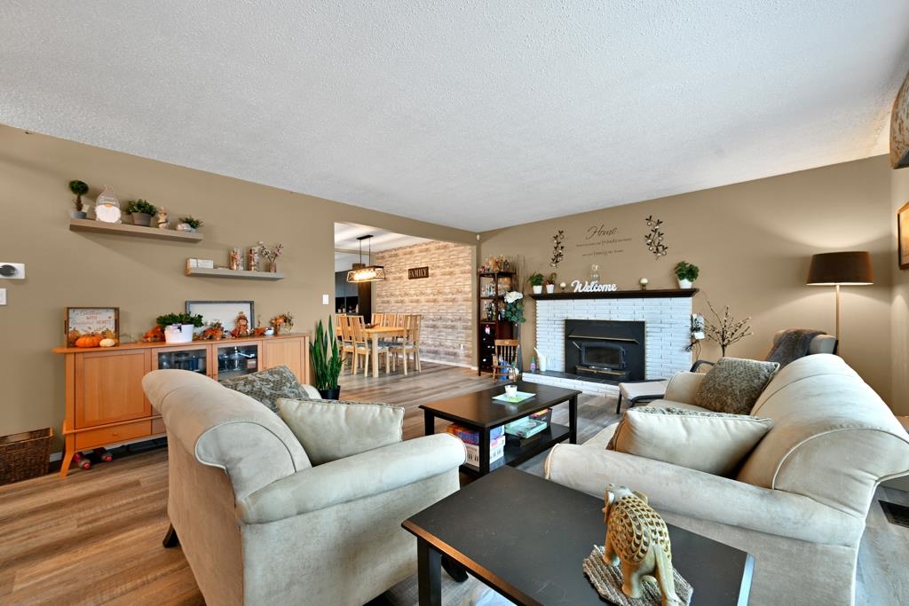 Guest Bathroom Photo of 4570 Uplands Drive, Langley, BC