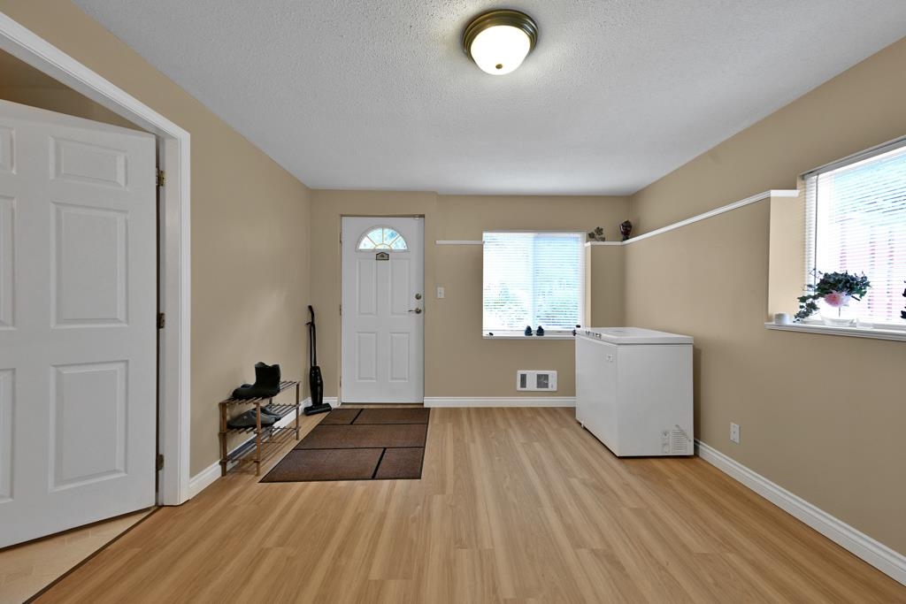 Living Room Photo of 4570 Uplands Drive, Langley, BC