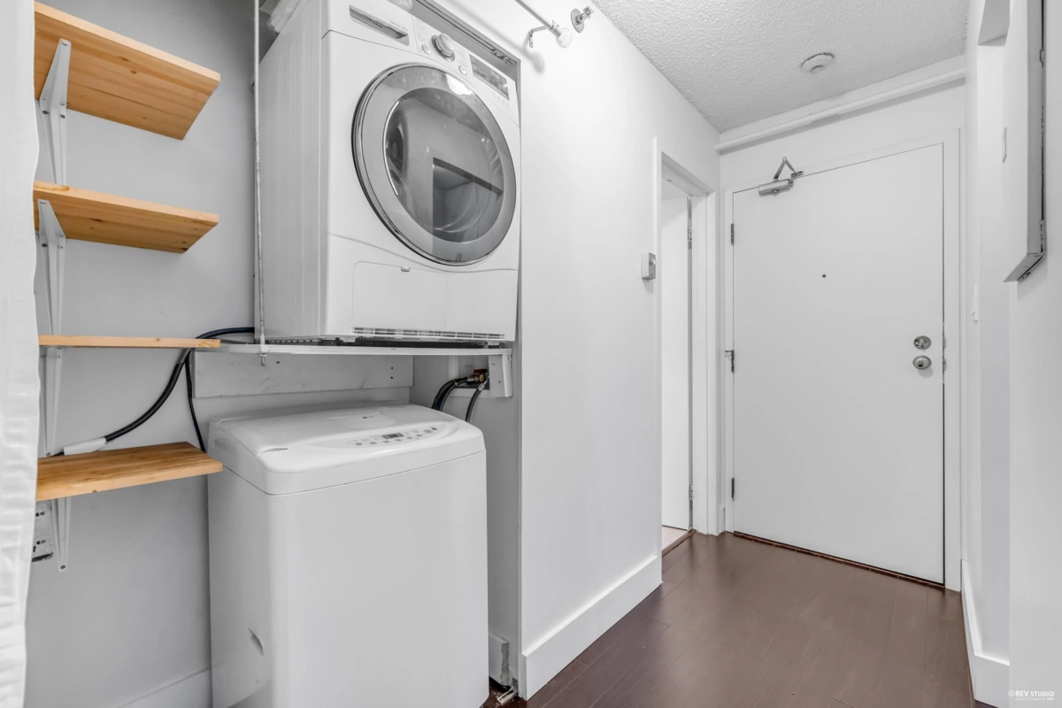 Mudroom Photo of 309 825 E 7th Avenue, Vancouver, BC