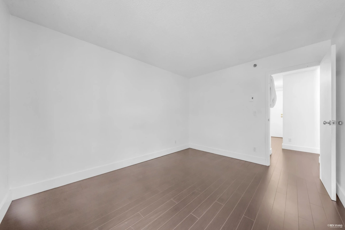 Office / Den Photo of 309 825 E 7th Avenue, Vancouver, BC