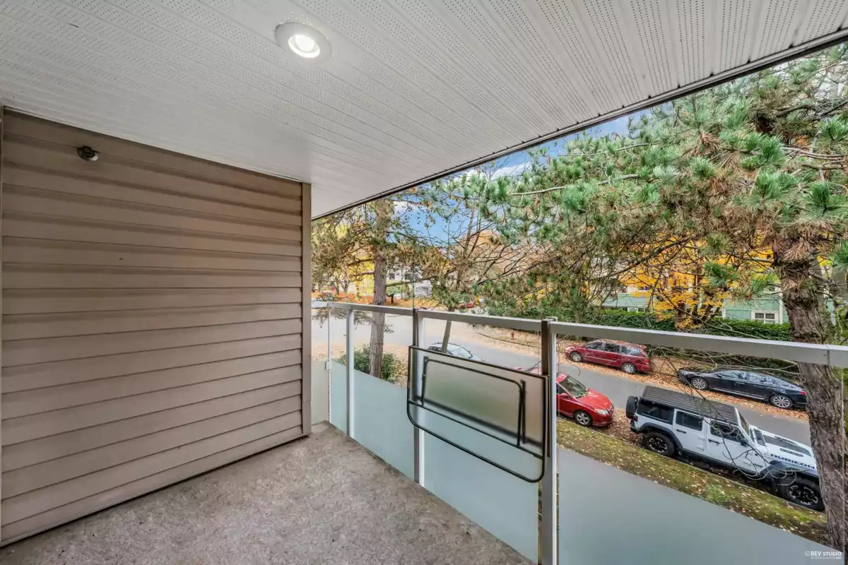 Primary Bedroom Photo of 309 825 E 7th Avenue, Vancouver, BC