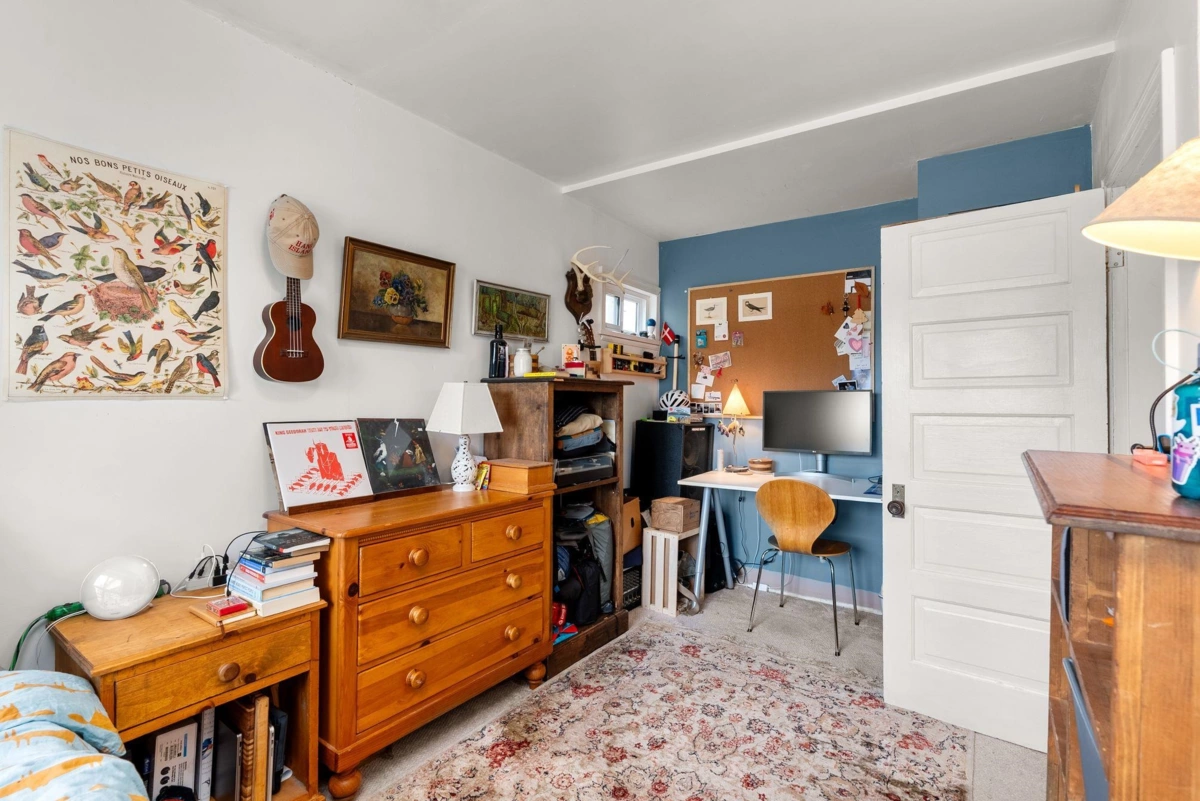 Powder Room Photo of 831 E 38th Avenue, Vancouver, BC