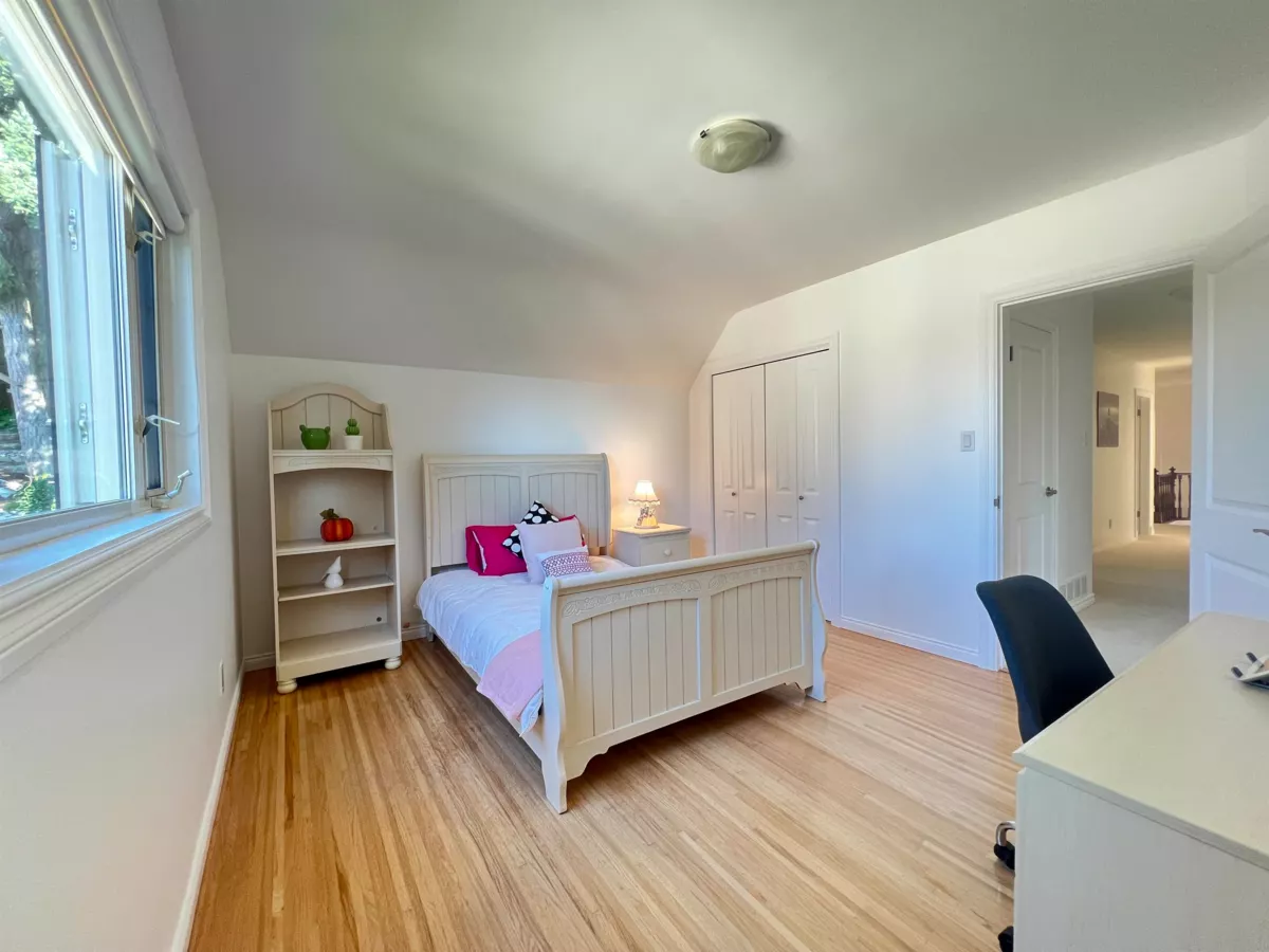 Outdoor Kitchen Photo of 3791 Southridge Avenue, West Vancouver, BC