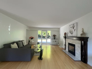 Kitchen Photo of 3791 Southridge Avenue, West Vancouver, BC